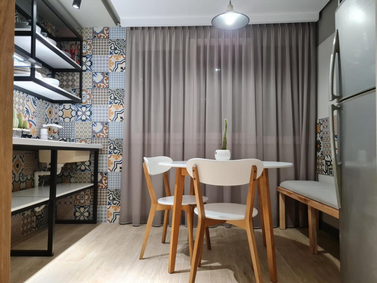 Tam Serviced Studio Apartment Myslym Shyri No1 Tirana Exteriör bild